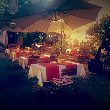 & Restaurant Weisenheimer Hof Hotel