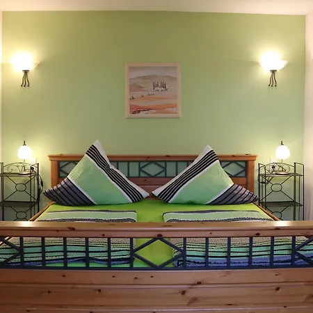 & Restaurant Weisenheimer Hof Hotel