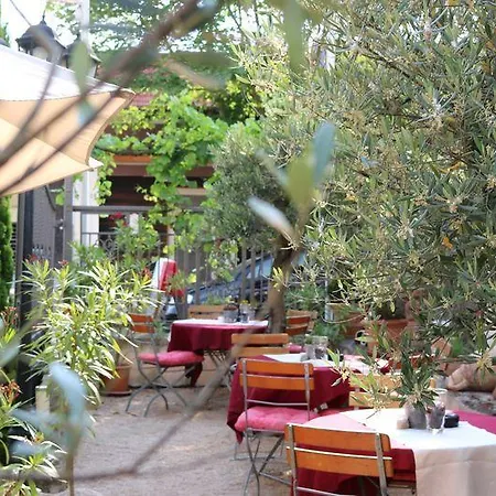 & Restaurant Weisenheimer Hof