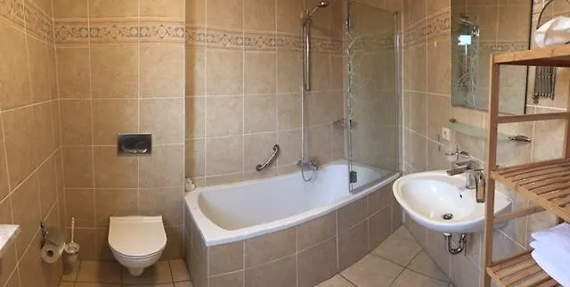 Hotel Hotel&restaurant Weisenheimer Hof Weisenheim am Berg